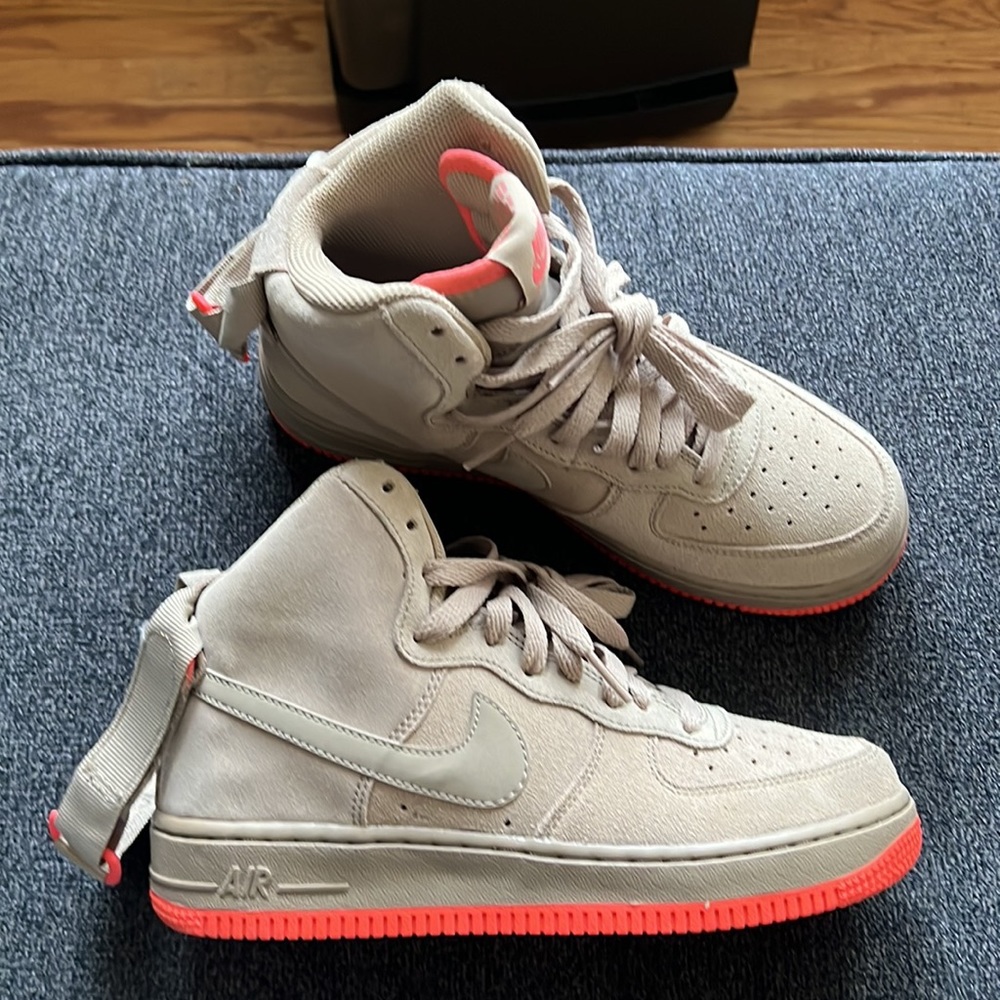 Nike shoes